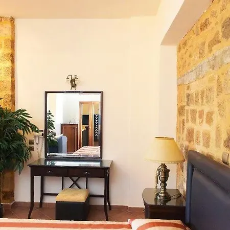 Appart hôtel Paris *