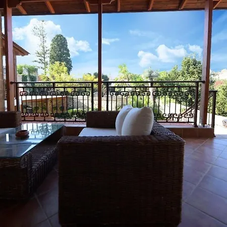 Paris Hotel de apartamente Rhodes City